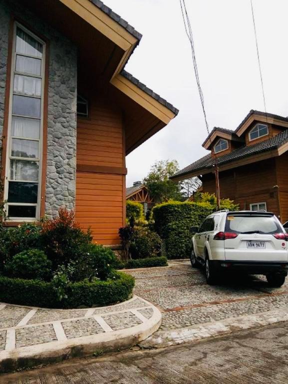 Forest Log Cabin At Camp John Hay Baguio City Exterior photo