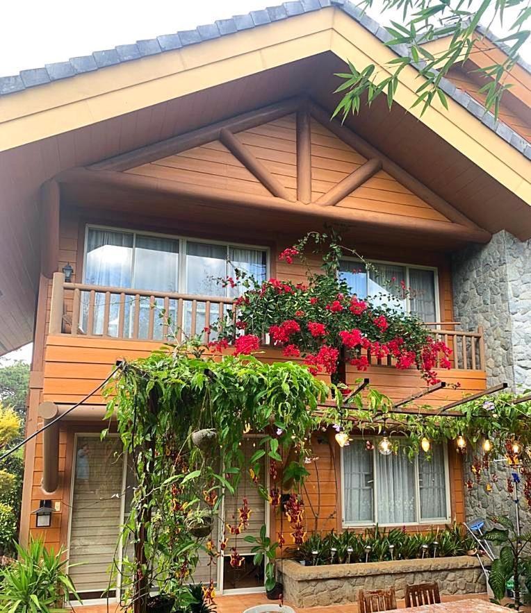 Forest Log Cabin At Camp John Hay Baguio City Exterior photo